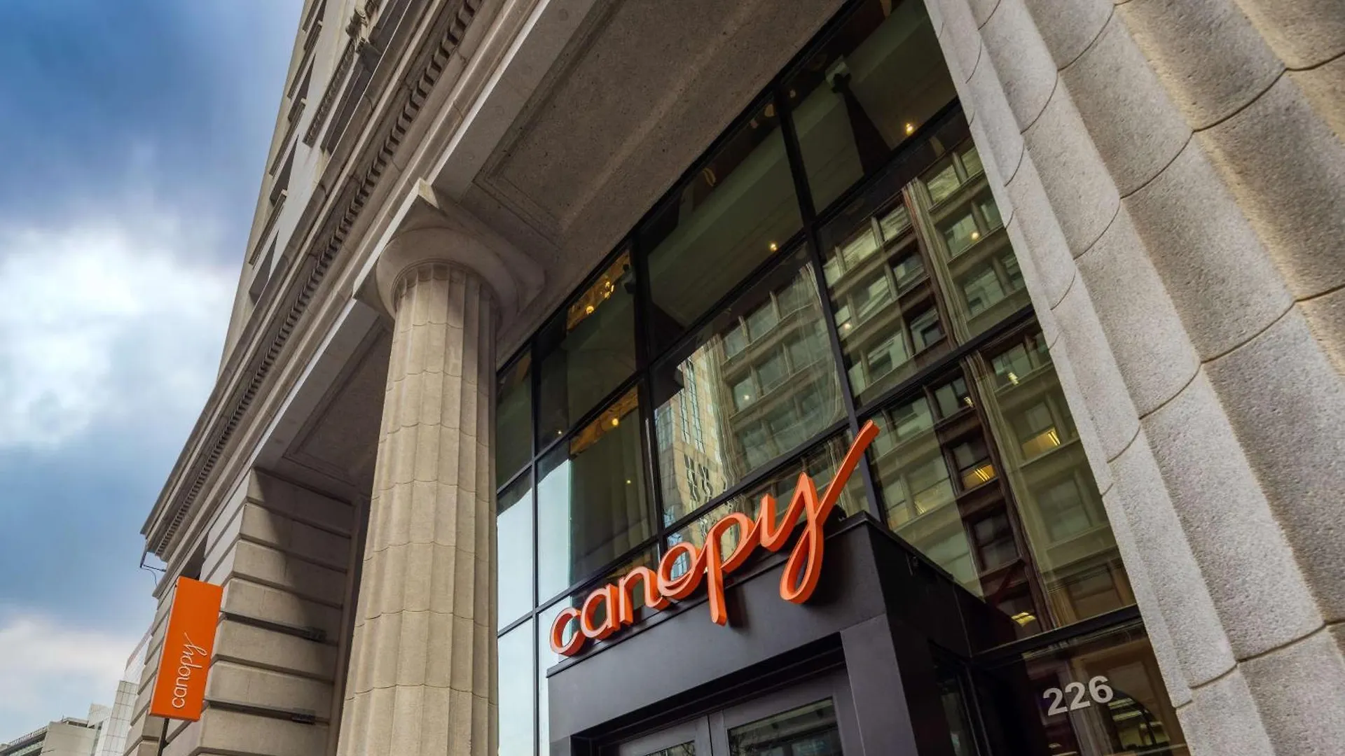 Top Hotels in South Loop Chicago for Every Traveler